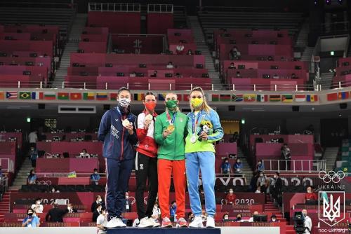 Wen_Tzu-yun,_Bettina_Plank,_Ivet_Goranova_and_Anzhelika_Terliuga_with_their_Olympic_medals_at_Tokyo_2020